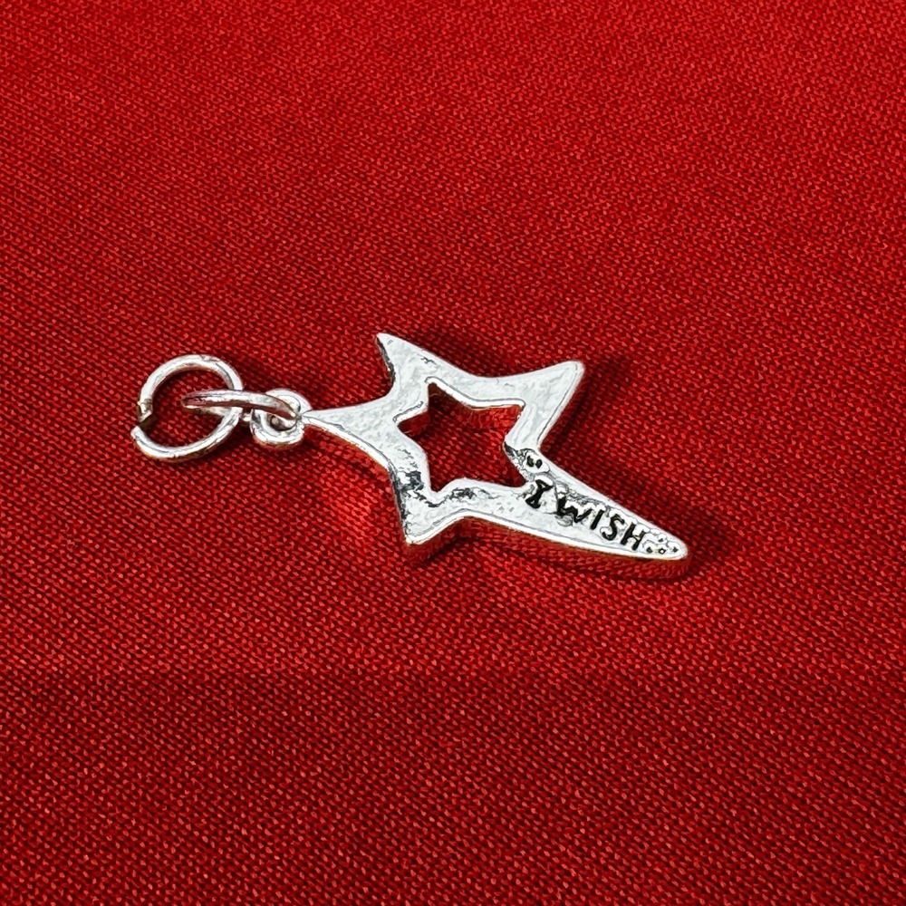 SHOOTING STAR SILVERTONE CHARM‎ "I WISH... WITH STAMPED HALLMARK ON BACK
